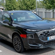 アウディ Q3 次期型プロトタイプ