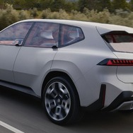 BMW ビジョン・ノイエ・クラッセX
