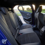 BMW 1シリーズ 新型（120）