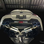 ニュルスペック・カスタムエディション　『GR86/BRZ」AT車用チタンカラーテールセット（VSR）装着例