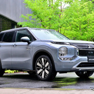 三菱アウトランダーPHEV