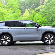三菱アウトランダーPHEV