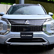 三菱アウトランダーPHEV