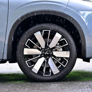 三菱アウトランダーPHEV