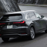 マツダ CX-80 XDハイブリッド（エクスクルーシブモダン）