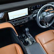 トヨタ・カムリ新型（タイ仕様）