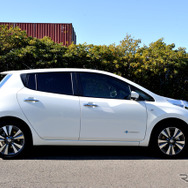 日産 リーフ