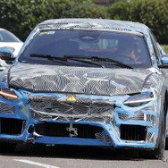 フェラーリEVのテストミュール