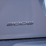 プジョー 2008 GT BlueHDi