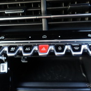 プジョー 2008 GT BlueHDi