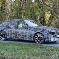 BMW 3シリーズ 次期型のプロトタイプ