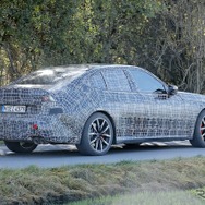 BMW 3シリーズ 次期型のプロトタイプ