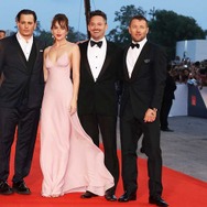 ジョニー・デップ＆ダコタ・ジョンソン＆スコット・クーパー監督＆ジョエル・エドガートン／『ブラック・スキャンダル』ワールド・プレミア in ヴェネチア国際映画祭-(C)KAZUKO WAKAYAMA