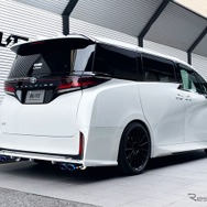 ニュルスペック・カスタムエディションVSR　ヴェルファイア装着例（BLITZエアロ装着車）
