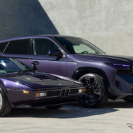 BMW M1（手前）と2025 BMW XM by Kith（奥）