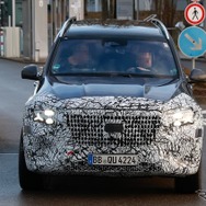 メルセデス・マイバッハ GLS 改良新型のプロトタイプ
