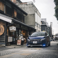 日産『オーラ AUTECH』