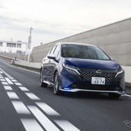 日産『オーラ AUTECH』