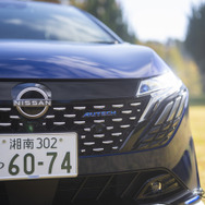 日産『オーラ AUTECH』