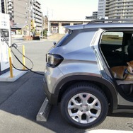ジープ アベンジャー アティテュード（JEEP Avenger Altitude）