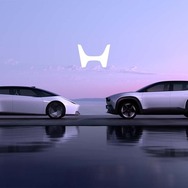 CES 2025で発表された「0（ゼロ）シリーズ」の『Honda 0 SALOON』と『Honda 0 SUV』のプロトタイプ
