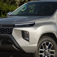 トヨタ ハイラックス 次期型の予想CG
