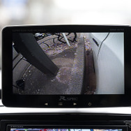 縦列駐車時のサイドカメラ映像