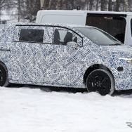 メルセデスベンツ VクラスEV 新型のプロトタイプ