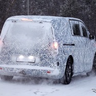 メルセデスベンツ VクラスEV 新型のプロトタイプ