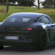 ポルシェ 718ケイマン EV 市販型プロトタイプ　スクープ写真