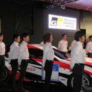ニュル24時間レース参戦のドライバーたち。