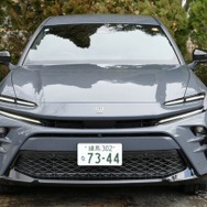 トヨタ クラウンスポーツRS