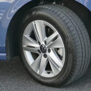 VW ゴルフ eTSI Active