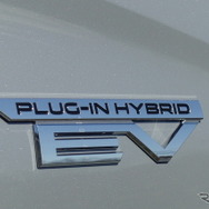 三菱 アウトランダーPHEV