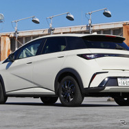 BYD ドルフィン