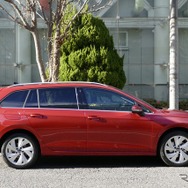 VW ゴルフ・ヴァリアント eTSI Style