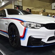 BMW M4 クーペ with Mパフォーマンスパーツ（東京オートサロン16）