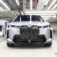 BMW『iX』改良新型の生産をドイツ・ディンゴルフィング工場で開始