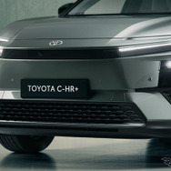 トヨタ C-HR+