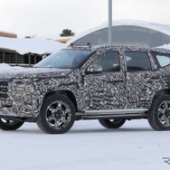 三菱 パジェロスポーツ 次期型のプロトタイプ