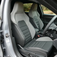 VW ゴルフ TDI R-Line