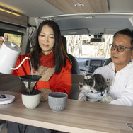 外部電源を接続していれば車内のコンセントで家電が使える