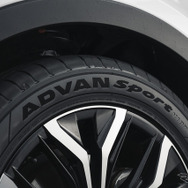 YOKOHAMA ADVANスポーツV107 × TOYOTA クラウンクロスオーバー