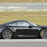 ポルシェ 911ターボS 改良新型のプロトタイプ
