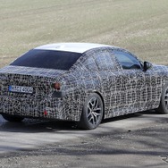 BMW 5シリーズ 改良新型のプロトタイプ