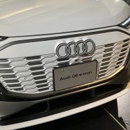 アウディ Q6 e-tron
