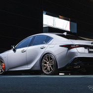 VERSUS VV21S「グレイスゴールド」× LEXUS IS Fスポーツ