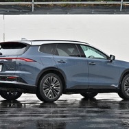 トヨタ クラウンエステート（PHEV）