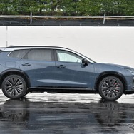 トヨタ クラウンエステート（PHEV）