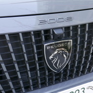 プジョー 2008 GT BlueHDi